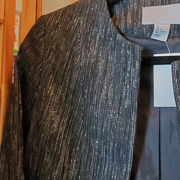 H&M black/silver blazer NEW - Picture 2 of 2